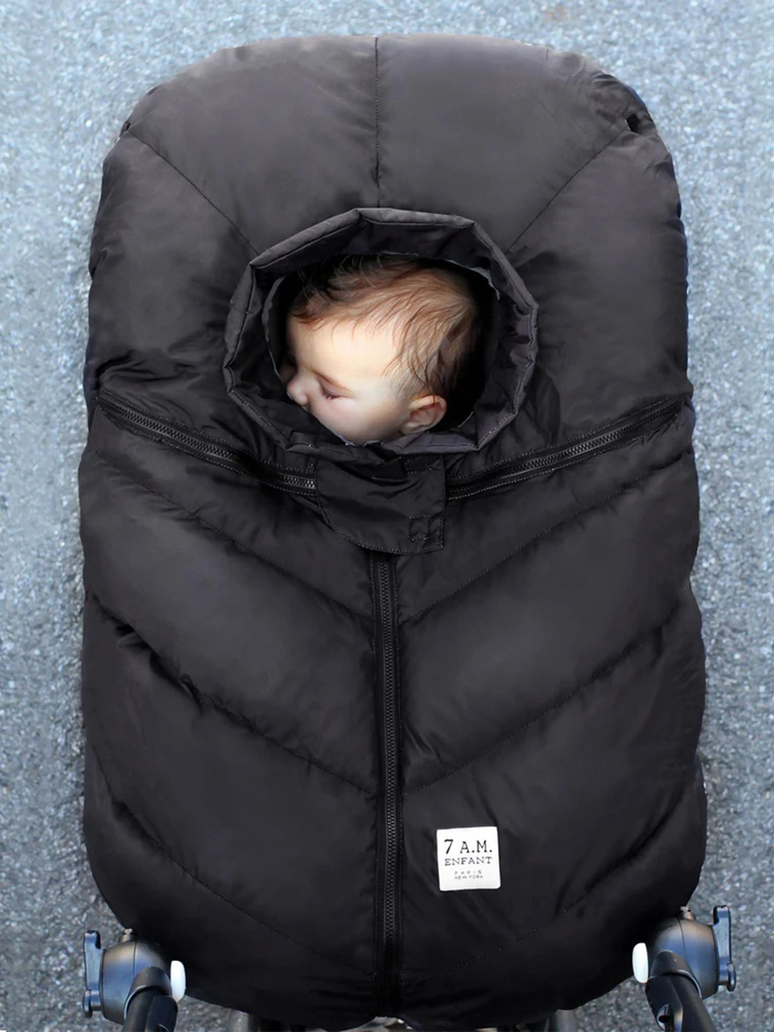 7AM Enfant Baby Car Seat Cocoon in Black (H: 94cm W: 51cm D: 5cm)